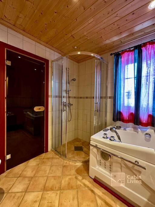 Large Cabin Sjusjoen Best View, Sauna, Ski Inout Экстерьер фото